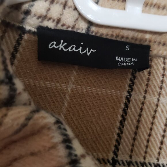Akaiv Wool Blend Plaid Shacket - Picture 11 of 11